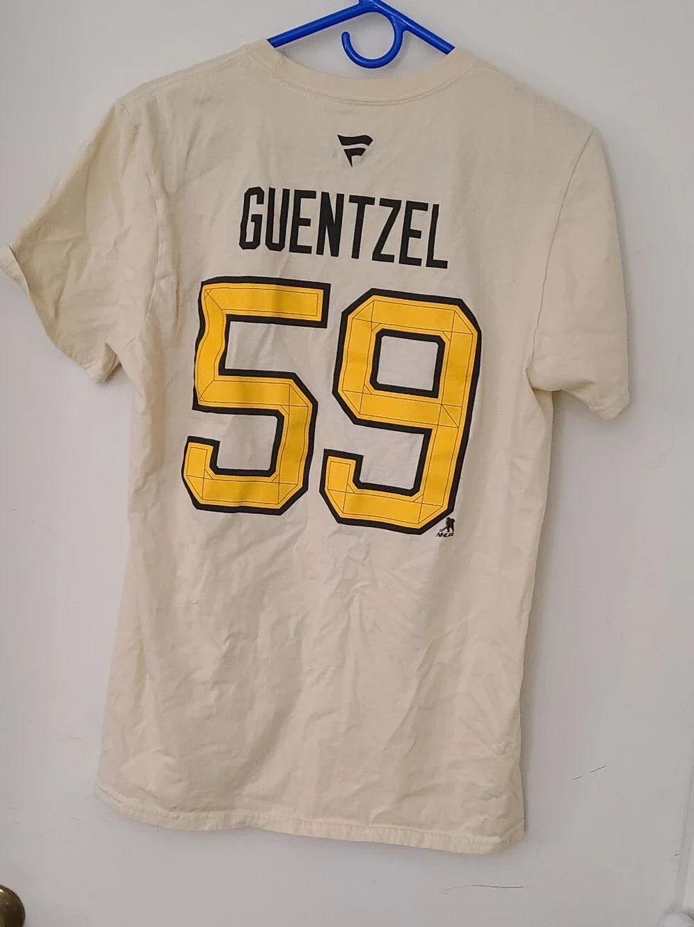 Jake Guentzel Pittsburgh Penguins 2023 Winter Classic T-Shirt Medium